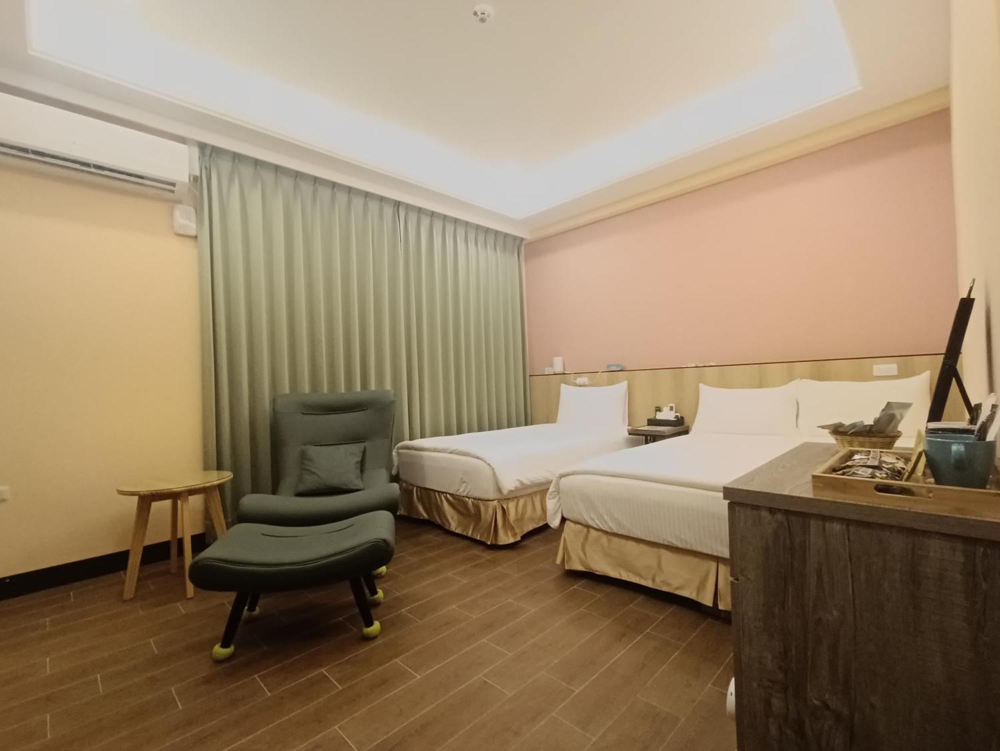 怡然自得-智能主題民宿 Zhushan Habitación foto